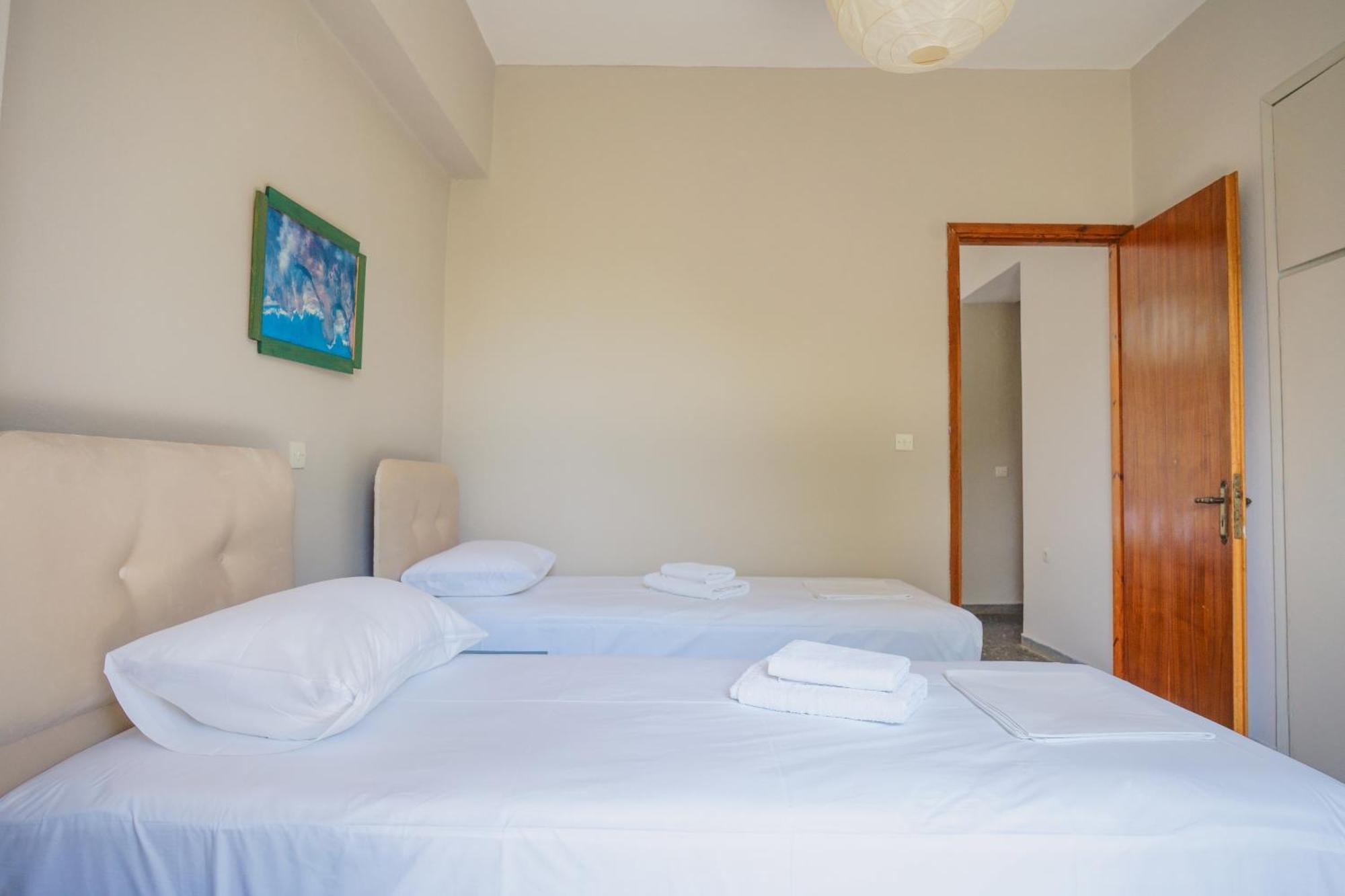 Hotel Korfos - Ξενοδοχείο Κόρφος Renovated المظهر الخارجي الصورة