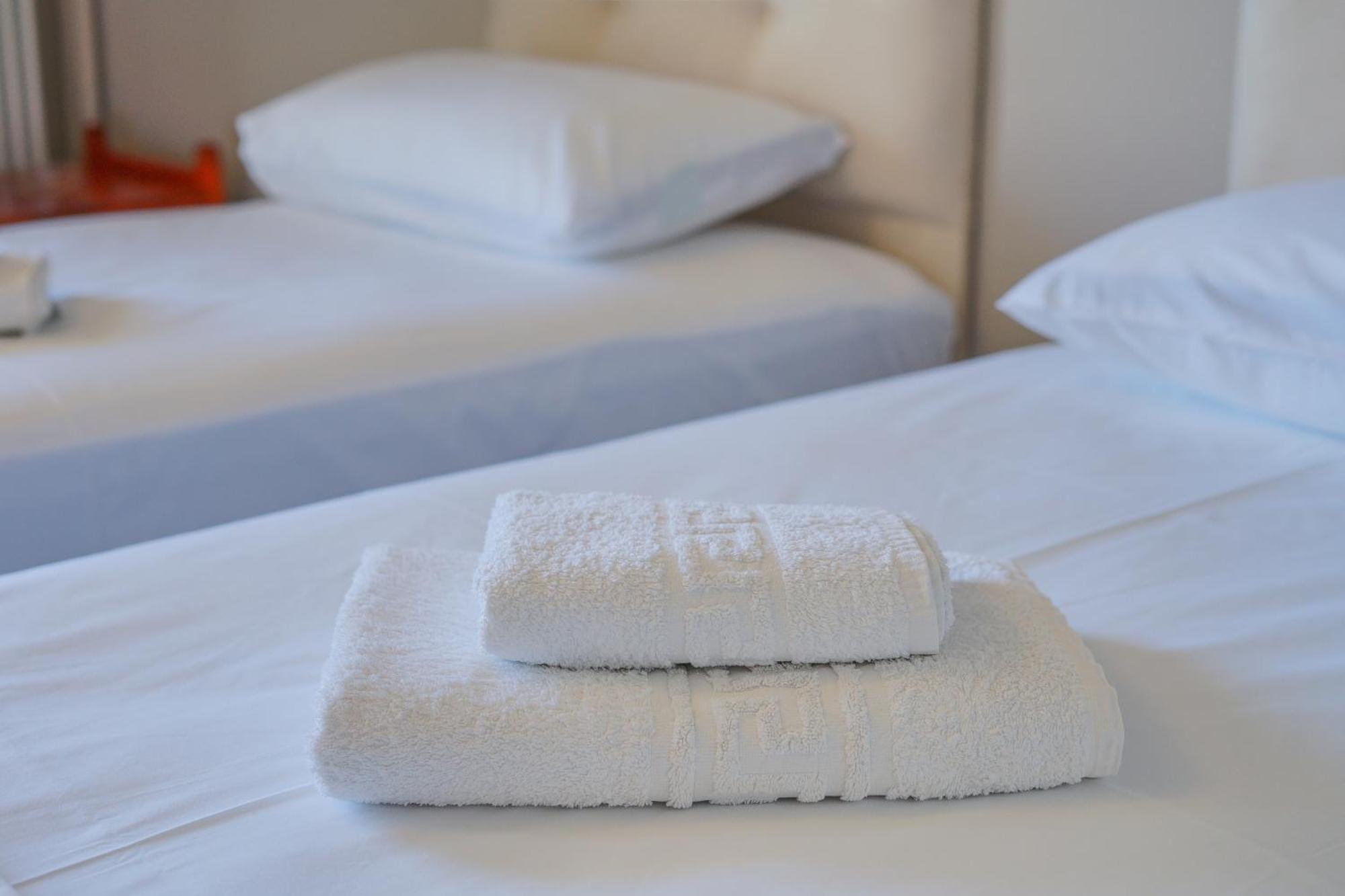 Hotel Korfos - Ξενοδοχείο Κόρφος Renovated المظهر الخارجي الصورة
