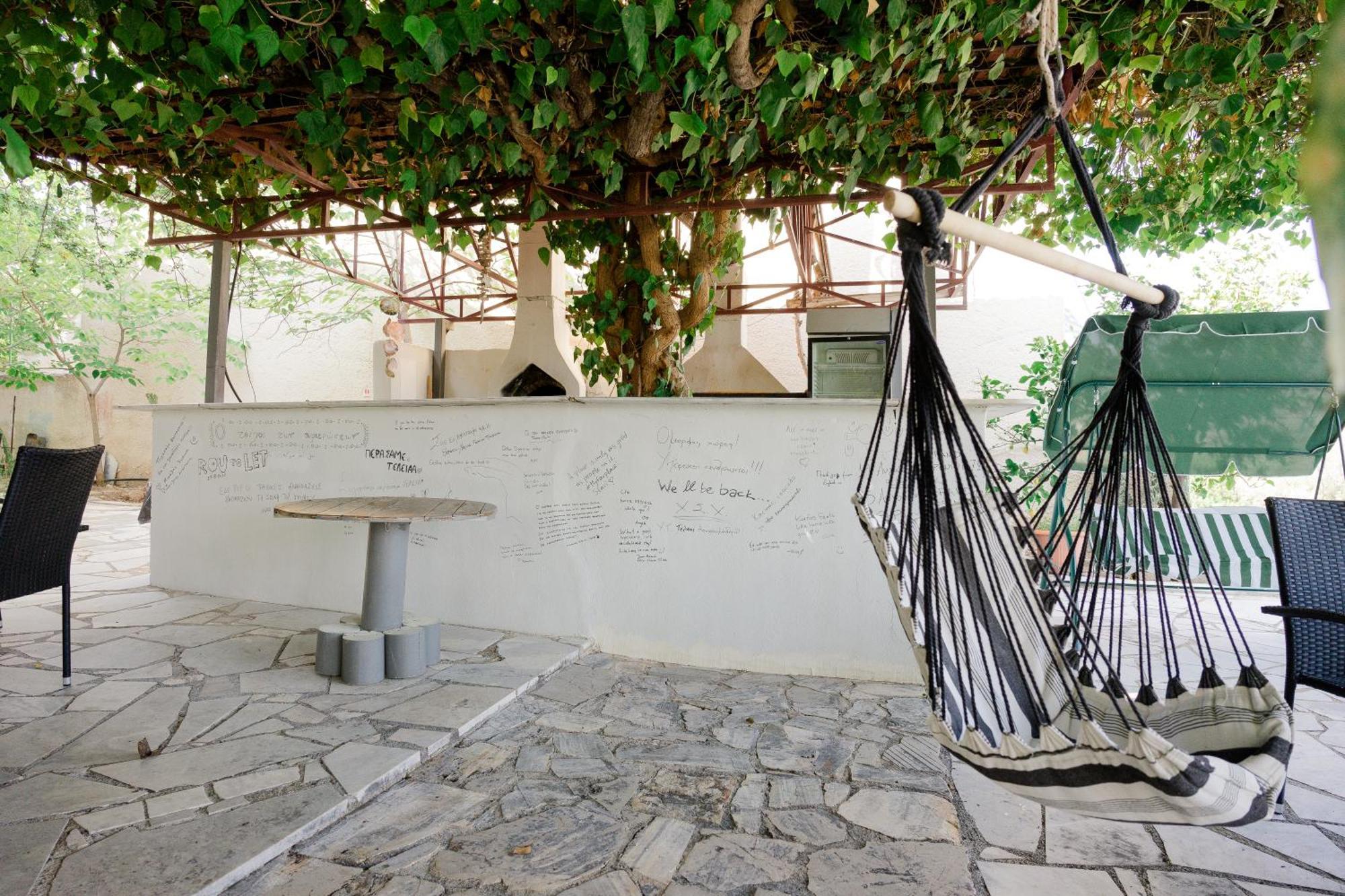 Hotel Korfos - Ξενοδοχείο Κόρφος Renovated المظهر الخارجي الصورة