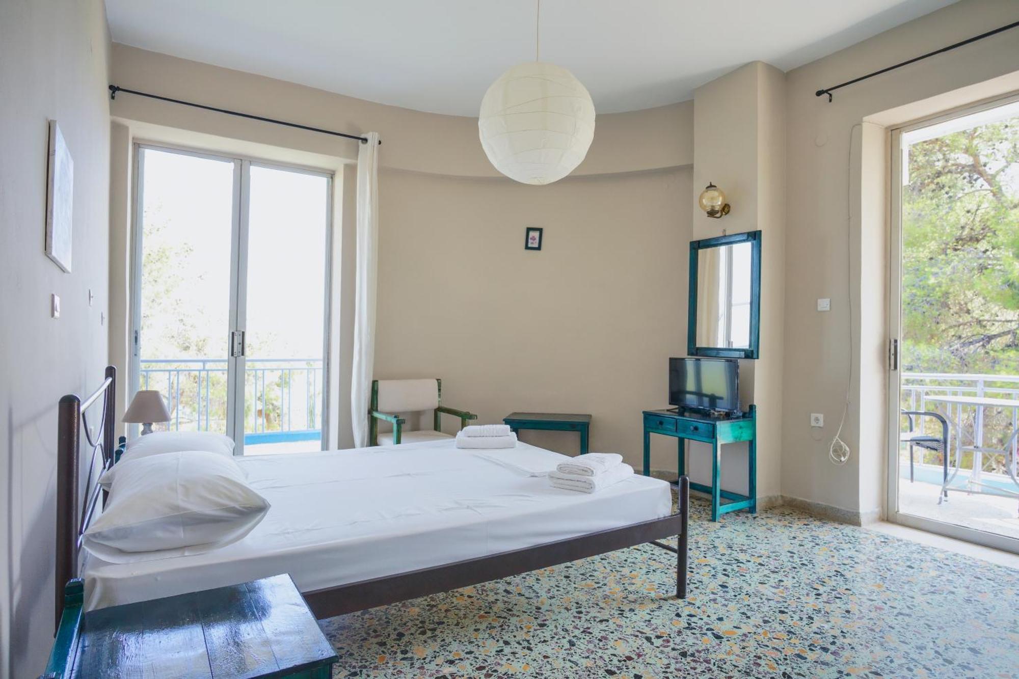 Hotel Korfos - Ξενοδοχείο Κόρφος Renovated المظهر الخارجي الصورة