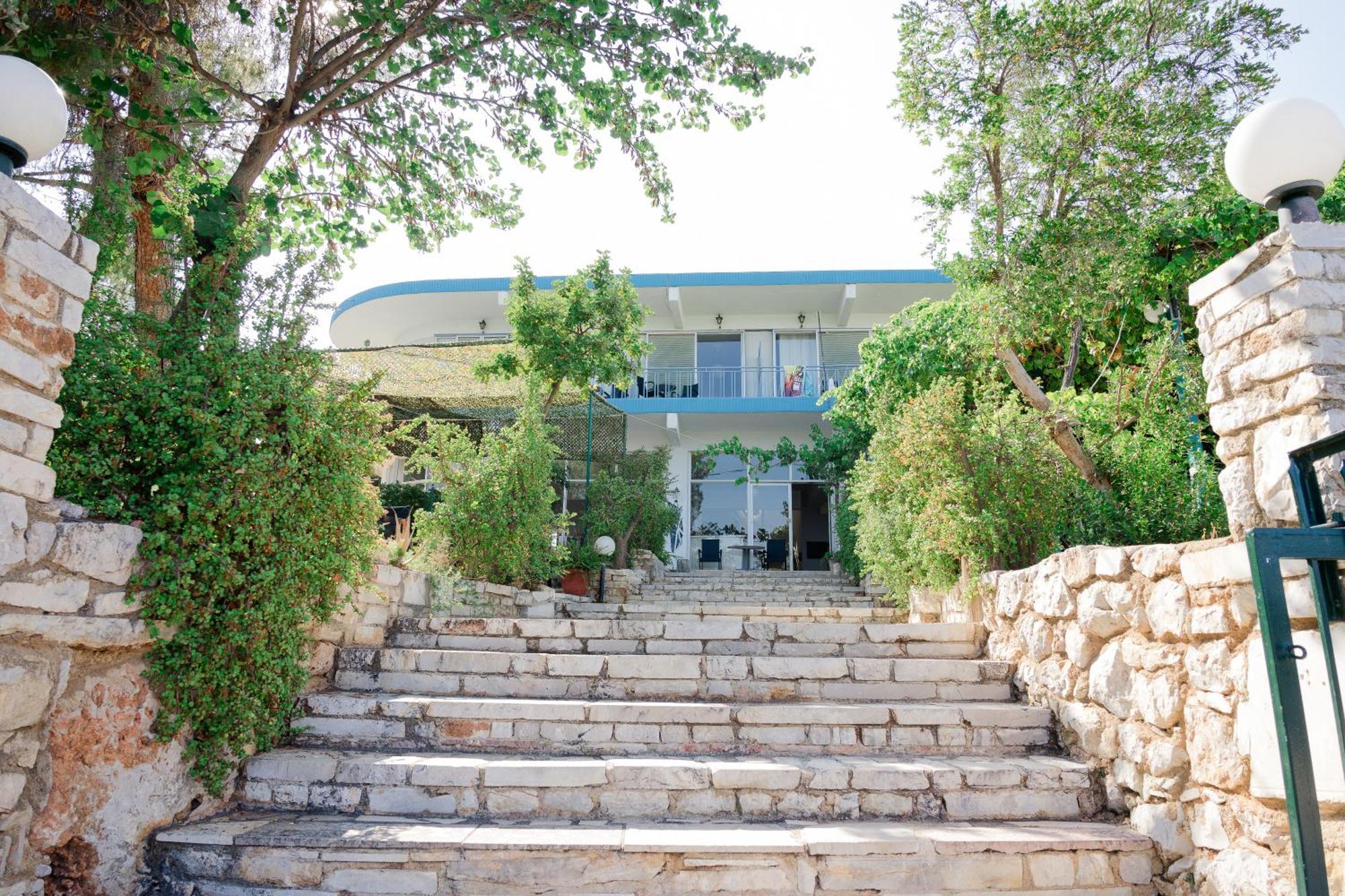 Hotel Korfos - Ξενοδοχείο Κόρφος Renovated المظهر الخارجي الصورة